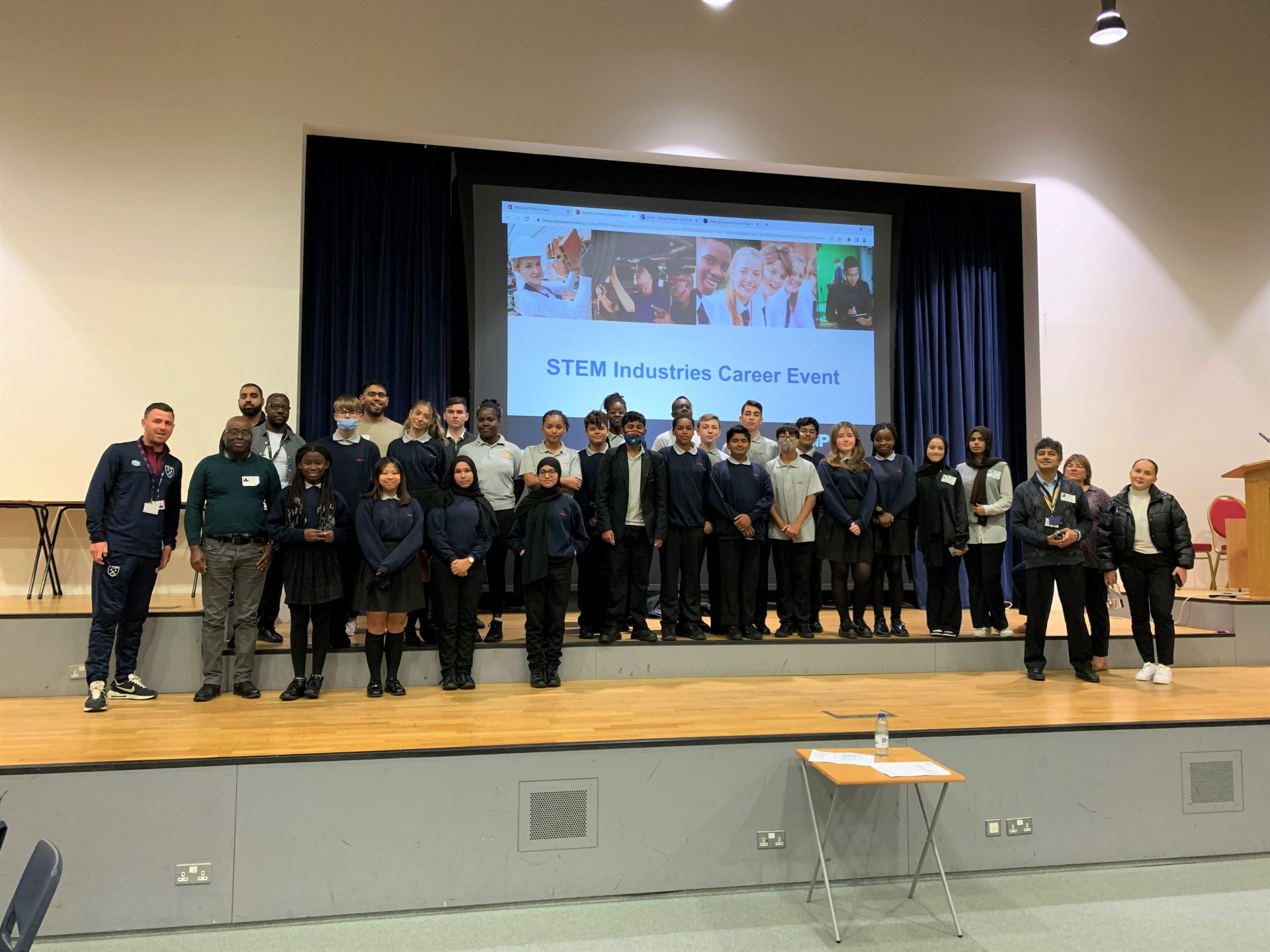 alison-cormack-at-the-stem-industry-career-event